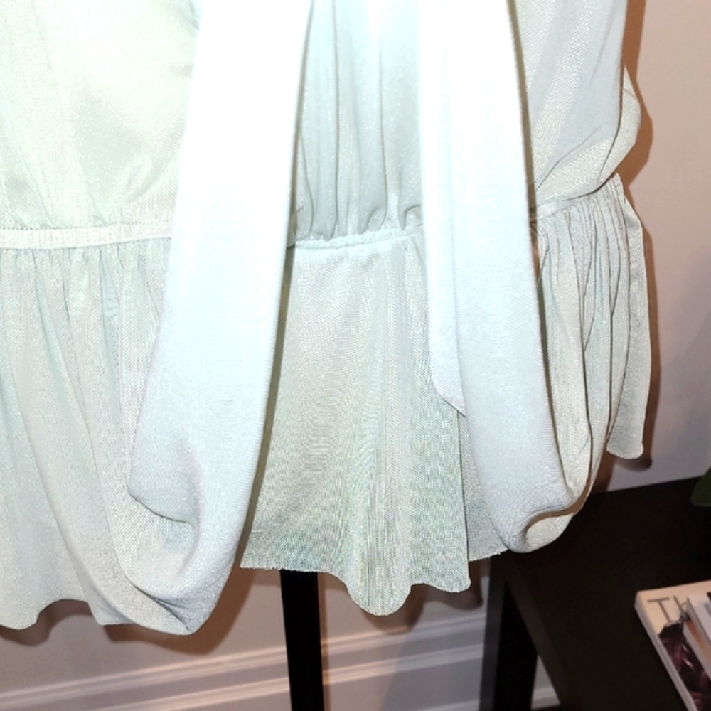 New "Ripe" Brand Mint Green Soft Ruffle Blouse. - Picture 7 of 12